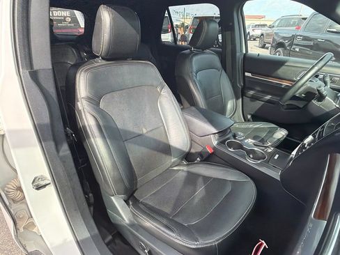 Used 2018 Ford Explorer Limited w/ Equipment Group 301A AWD/4WD image 20