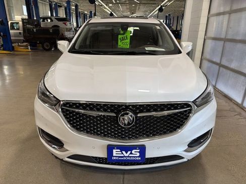 Used 2020 Buick Enclave Avenir w/ Avenir Technology Package AWD/4WD image 2