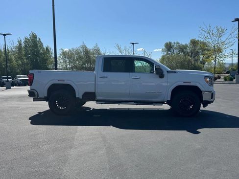 Used 2020 GMC Sierra 2500 SLT w/ Driver Alert Package I AWD/4WD image 8
