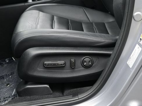 Used 2023 Honda CR-V EX-L image 14