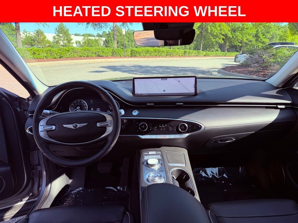 Used 2024 Genesis GV70 2.5T w/ Advanced Package AWD/4WD image 12