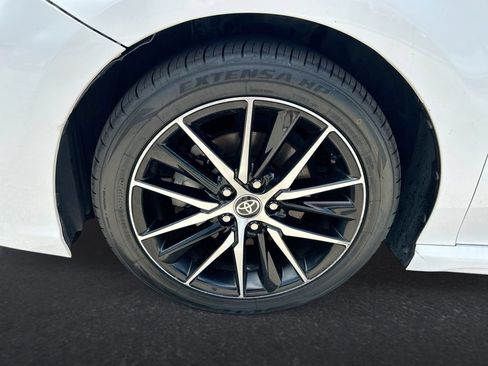 Used 2023 Toyota Camry SE FWD image 10