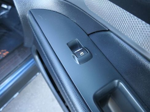 Used 2018 Ford Explorer XLT image 26