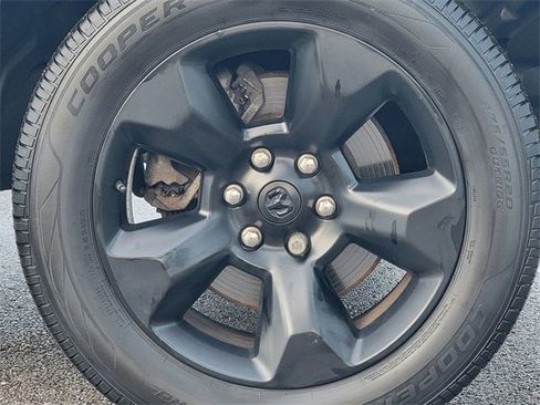 Certified 2019 RAM 1500 Big Horn image 17