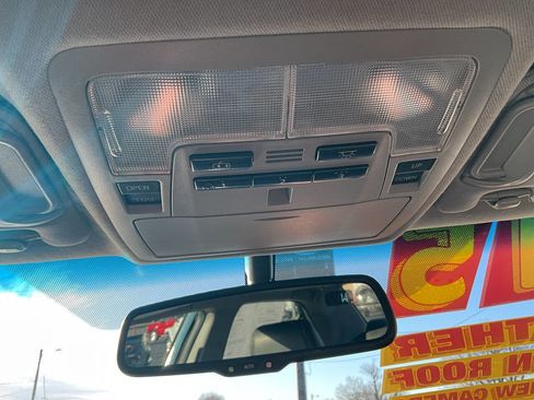 Used 2012 Toyota Camry SE image 29