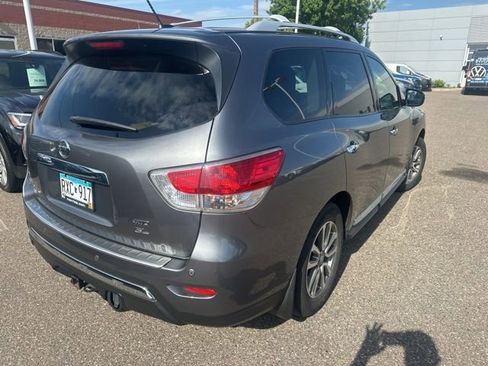 Used 2015 Nissan Pathfinder SL w/ Trailer Tow Package AWD/4WD image 3