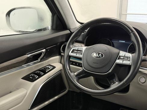 Used 2021 Kia Telluride SX w/ SX Prestige Package image 13