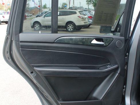 Used 2017 Mercedes-Benz GLS 450 4MATIC image 18