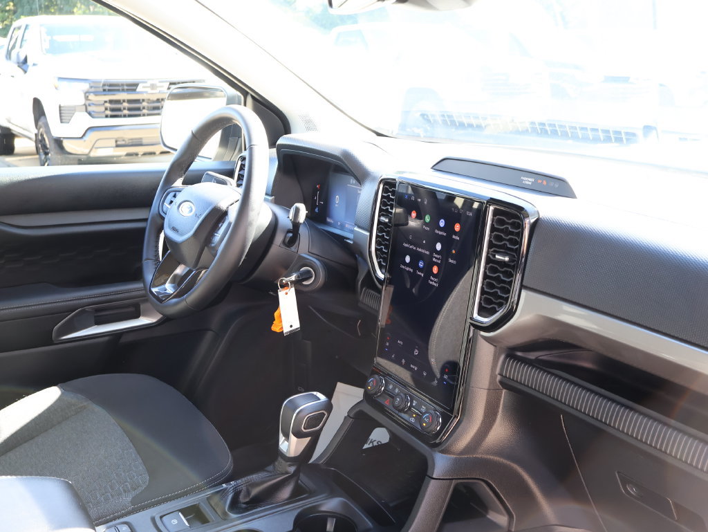 Used 2025 Ford Ranger XLT w/ Equipment Group 301A High AWD/4WD image 39