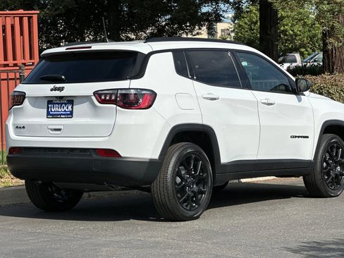 New 2025 Jeep Compass Latitude w/ Altitude Special Edition image 4