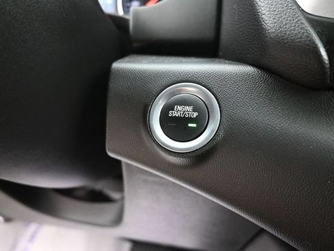 Used 2024 GMC Terrain SLE FWD image 14