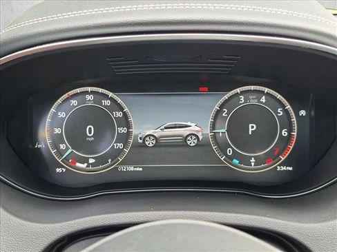Certified 2024 Jaguar E-PACE R-Dynamic SE AWD/4WD image 9