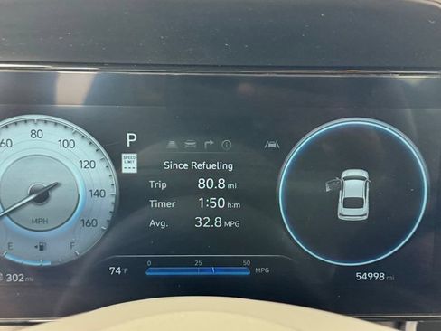Used 2024 Hyundai Elantra SEL FWD image 18