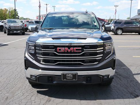 Used 2026 GMC Sierra 1500 SLT AWD/4WD image 4