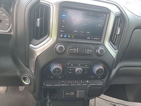 Used 2021 Chevrolet Silverado 1500 LT AWD/4WD image 11