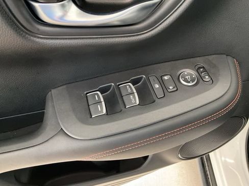 Certified 2023 Honda HR-V Sport image 6