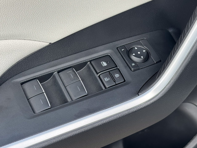 Used 2024 Toyota RAV4 XLE w/ Convenience Package AWD/4WD image 30