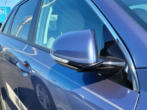 Used 2021 Kia Niro Touring SE image 4