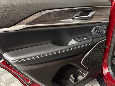 Certified 2023 Jeep Grand Cherokee 4xe image 28