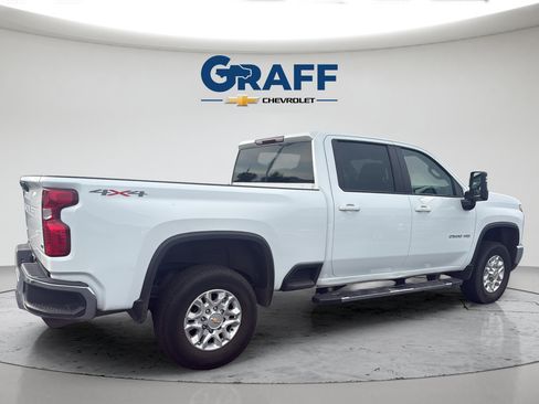 Used 2024 Chevrolet Silverado 2500 LT w/ Convenience Package AWD/4WD image 8