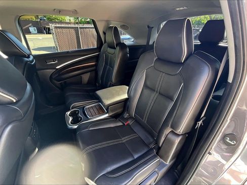Used 2017 Acura MDX SH-AWD w/ Advance Package image 25