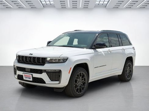 New 2026 Jeep Grand Cherokee Summit w/ Obsidian Package AWD/4WD image 5
