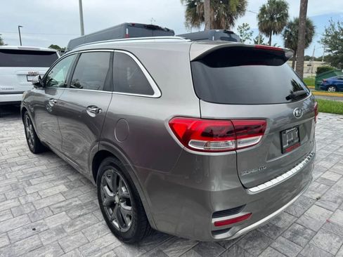 Used 2016 Kia Sorento SX FWD image 4