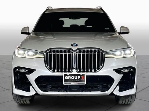 Used 2019 BMW X7 xDrive50i w/ M Sport Package image 3