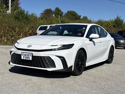 Used 2025 Toyota Camry SE
