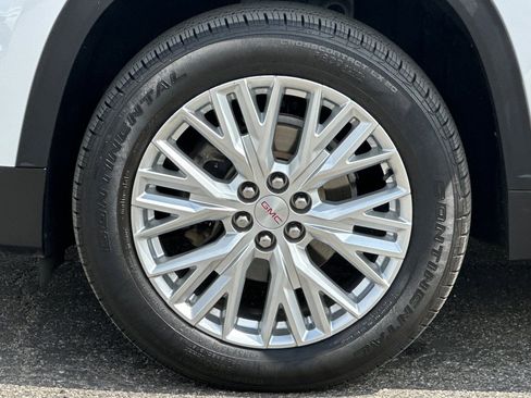 Certified 2024 GMC Acadia Elevation FWD image 38