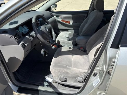Used 2003 Toyota Corolla LE FWD image 13