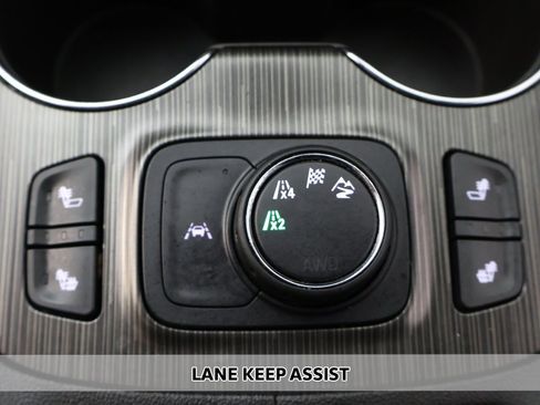 Used 2021 GMC Acadia SLT w/ Elevation Edition image 6