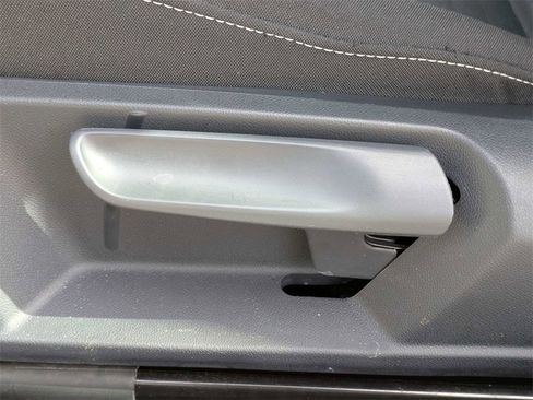 Certified 2025 Volkswagen Jetta S image 24