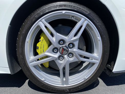 Used 2020 Chevrolet Corvette Stingray Preferred Cpe w/ 2LT Preferred Equipment Group RWD image 42