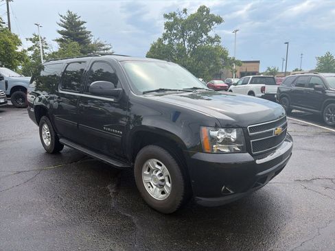 Used 2013 Chevrolet Suburban 2500 LT AWD/4WD image 21