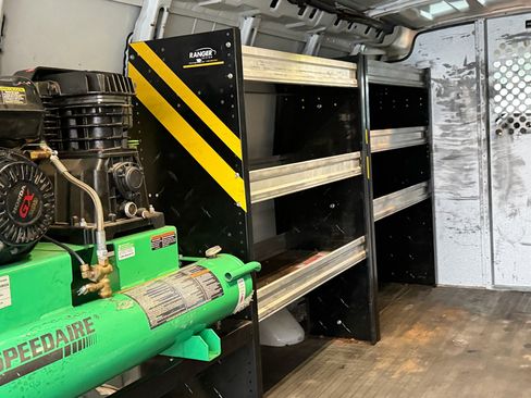 Used 2020 GMC Savana 3500 Extended w/ Driver Convenience Package image 16