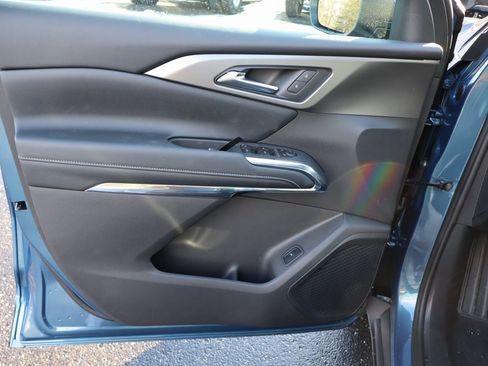 New 2026 Chevrolet Traverse LT w/ Midnight/Sport Edition image 3