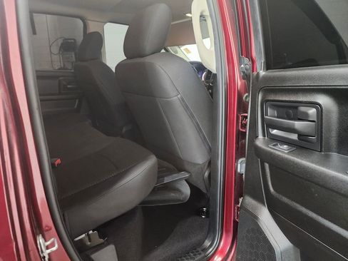 Used 2019 RAM 1500 Express w/ Express Value Package image 26