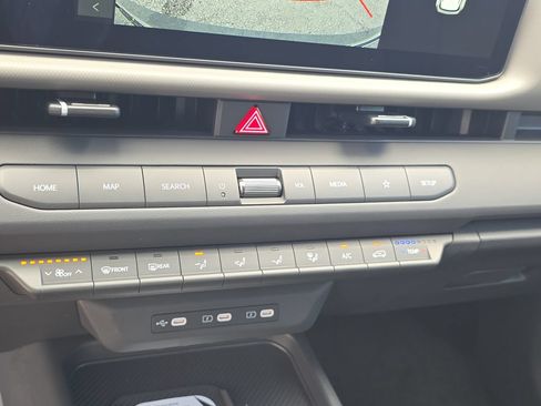 New 2027 Kia Seltos S FWD image 24