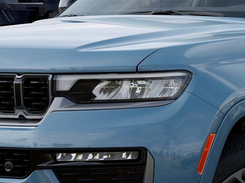 New 2026 Jeep Grand Cherokee L Summit AWD/4WD image 6