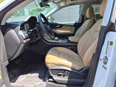 Used 2023 Audi Q8 Premium w/ Convenience Package AWD/4WD image 15