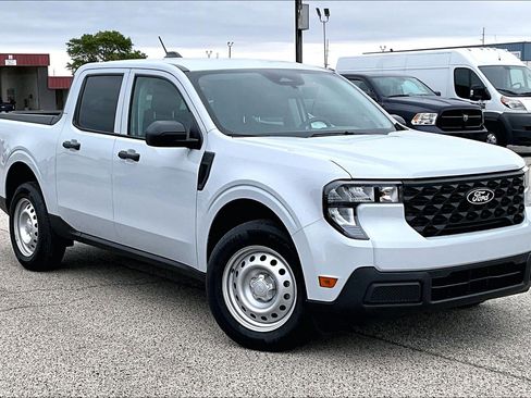 Used 2025 Ford Maverick XL w/ Equipment Group 102A AWD/4WD image 36