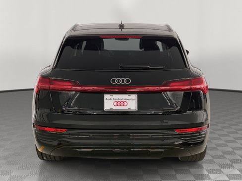 Used 2024 Audi Q8 e-tron Premium Plus w/ Premium Plus Package AWD/4WD image 10