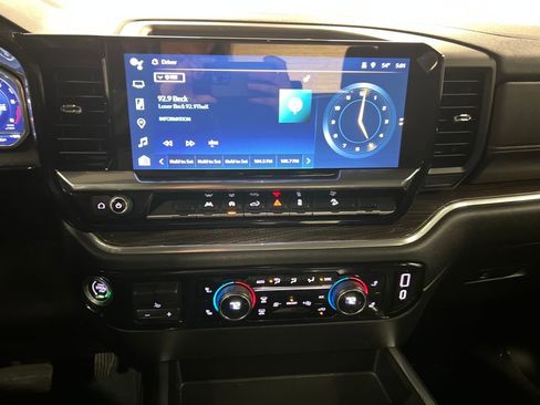 Certified 2023 Chevrolet Silverado 1500 RST image 10