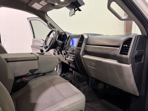 Used 2020 Ford F350 XL w/ STX Appearance Package AWD/4WD image 4