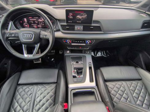 Used 2018 Audi SQ5 Premium Plus w/ Navigation Package image 16