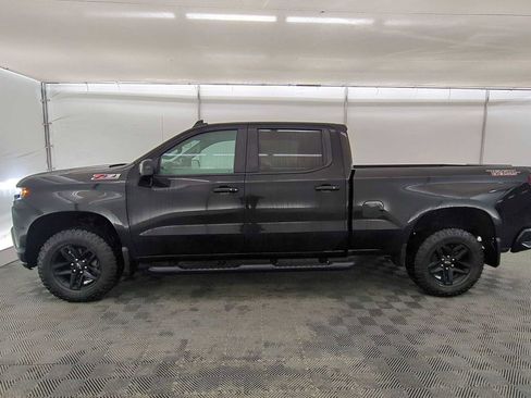 Used 2019 Chevrolet Silverado 1500 LT Trail Boss image 3