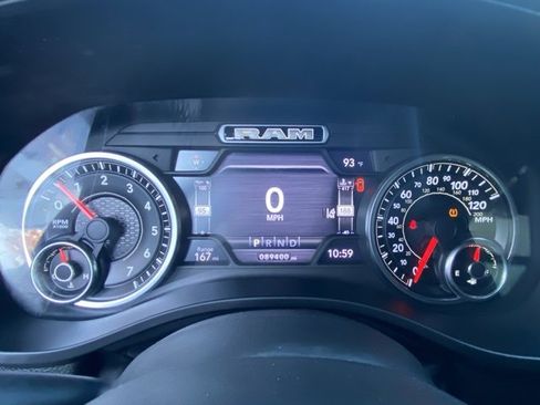 Used 2019 RAM 1500 Laramie image 18