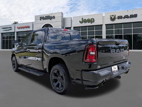 New 2026 RAM 1500 Express AWD/4WD image 5