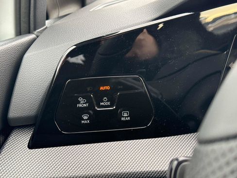 New 2026 Volkswagen Golf w/ Euro Style Package image 32